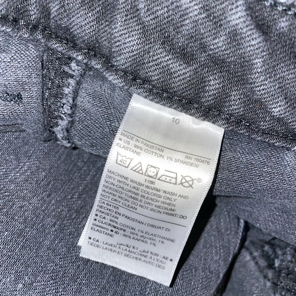 Old navy black denim skirt - Picture 4 of 5